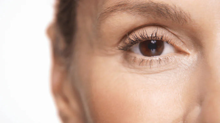 A close up of a woman's eye